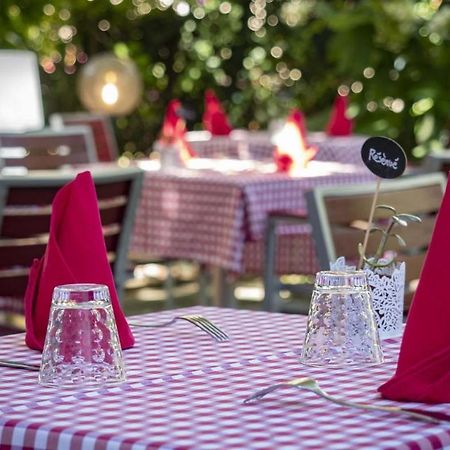Hotel Restaurant Aux Sapins Thann Kültér fotó