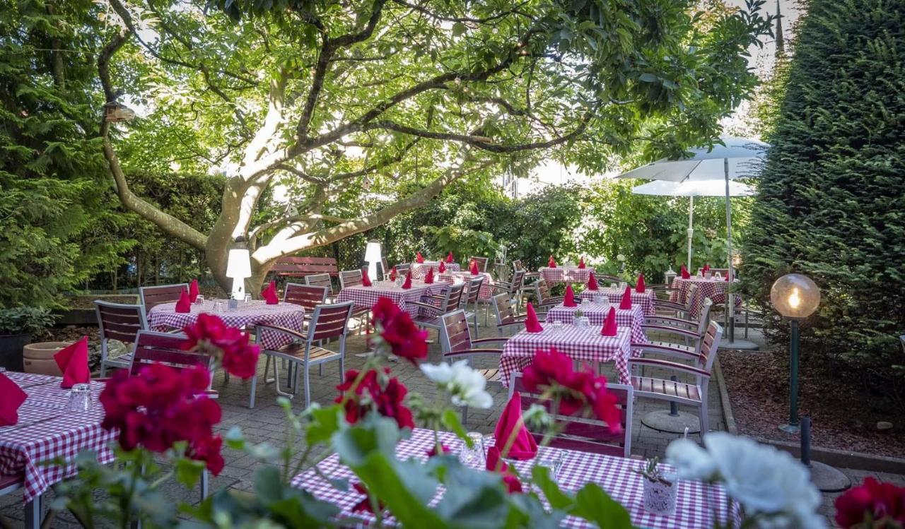 Hotel Restaurant Aux Sapins Thann Kültér fotó